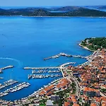 Vila Vodice Апартаменты Водице