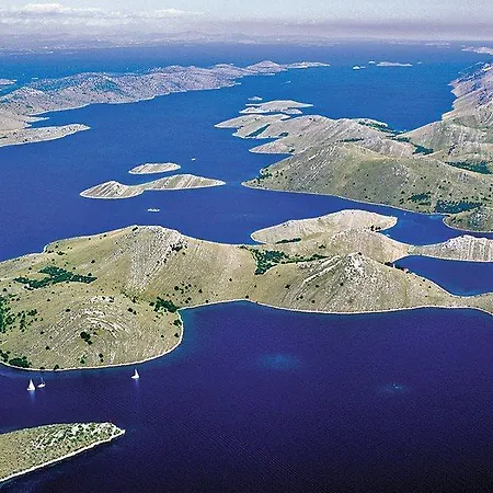 Vila Vodice דירה