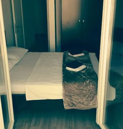 Vila Vodice *