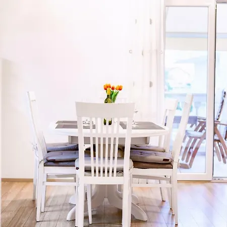 Vila Vodice וודיצה