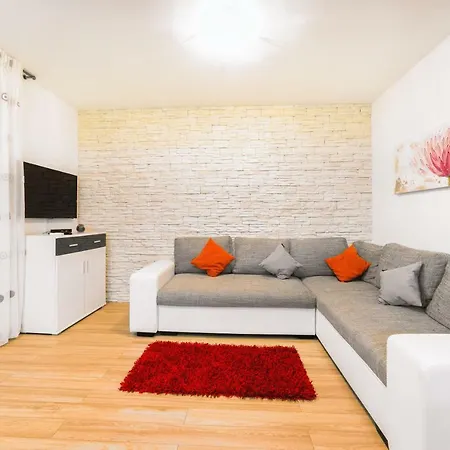 Vila Vodice Apartman *