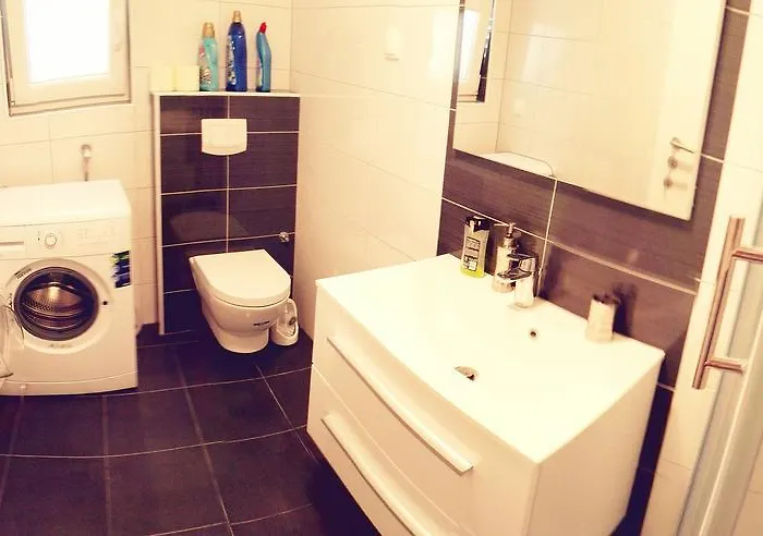 Vila Vodice * Vodice