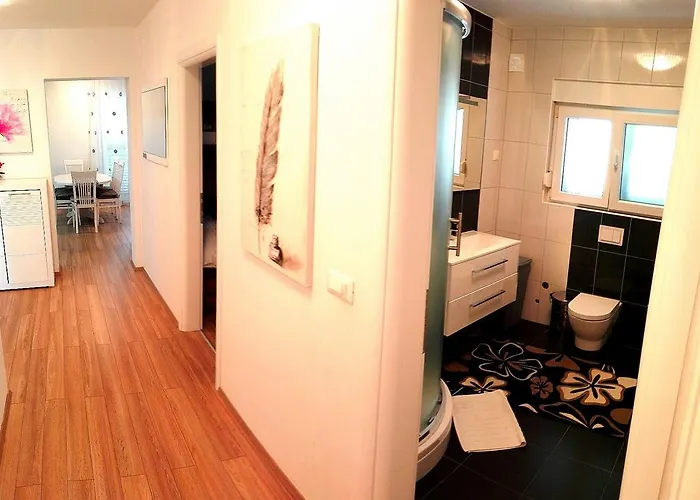 Vila Vodice Apartman *