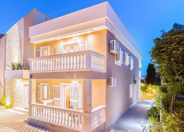 Vila Vodice Apartman *